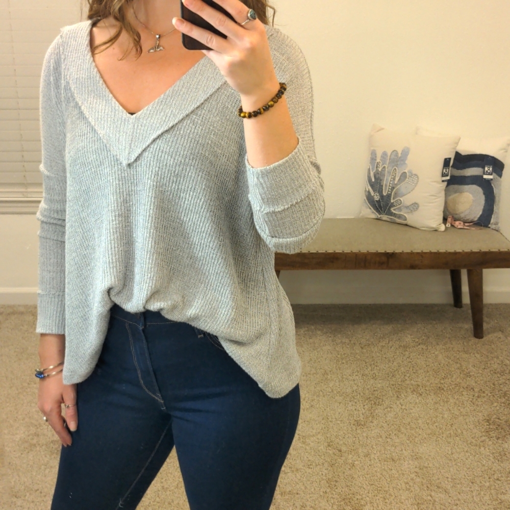 Altar'd State large l grey ribbed heather texture v neck long sleeve shirt used